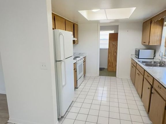 4th image of 356 23rd Ave
