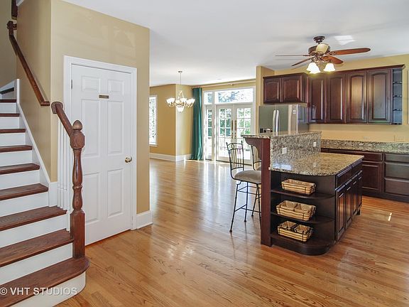 4th image of 5824 S Brainard Ave