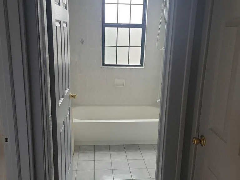 109 Chestnut St — Photo 17