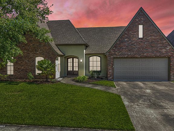 2nd image of 208 Isaiah Dr