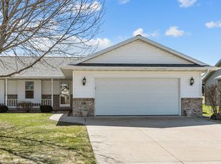306 Cordy Ln, Hortonville, WI 54944