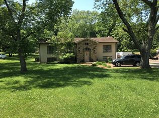 150 Lake Terrace Dr, Hendersonville, TN 37075