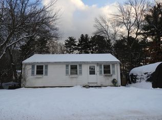 30 Meadowbrook Dr, Nashua, NH 03062