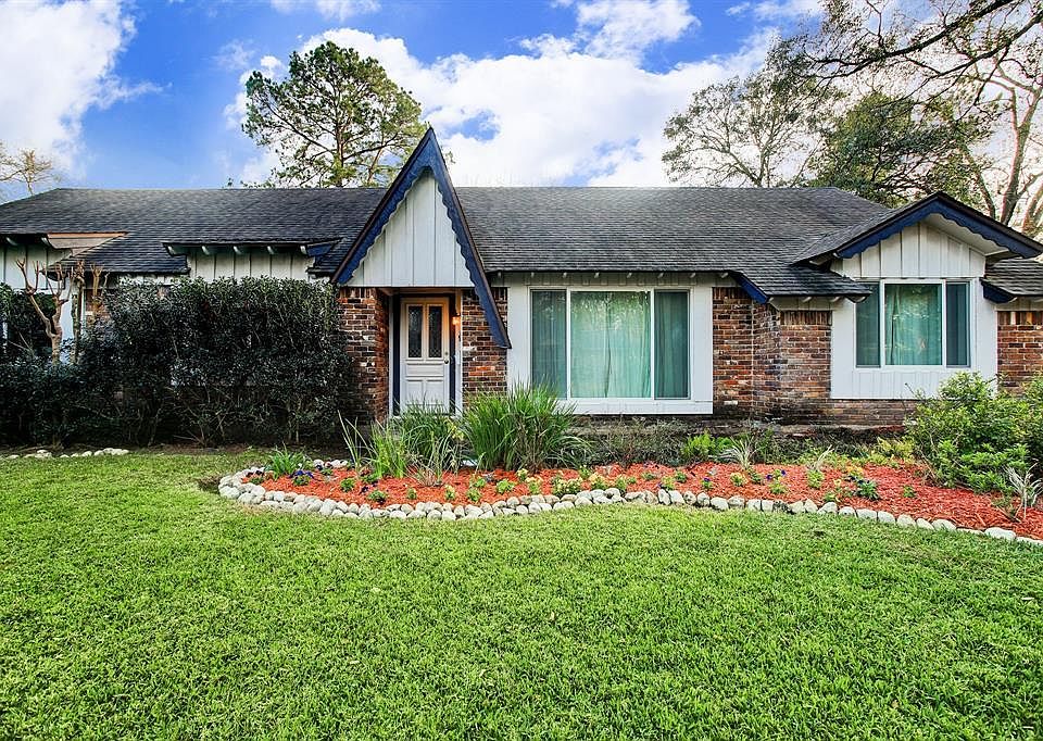 1st image of 10115 Moorberry Ln