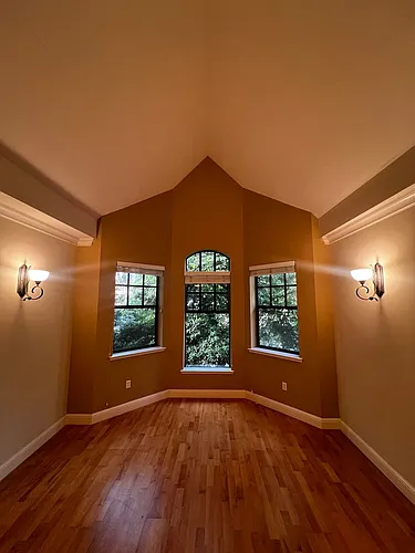 Floor plan 305
