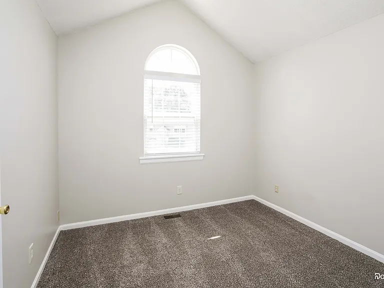 1710 Stasi Ave — Photo 11