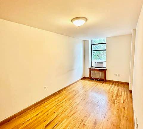 5th image of 50 W 90th St #E5