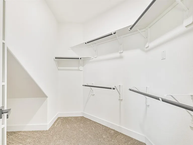 15203 Lake Powell Dr — Photo 20