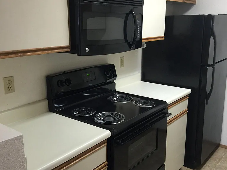 5254 Brooklyn Ave NE #1 — Photo 5