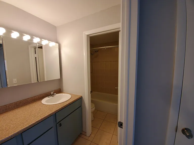 5117 N River Rd #3M — Photo 12