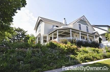 Exterior Overall View