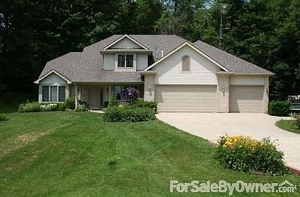 Front
						:
						Built 1995. All Anderson windows.