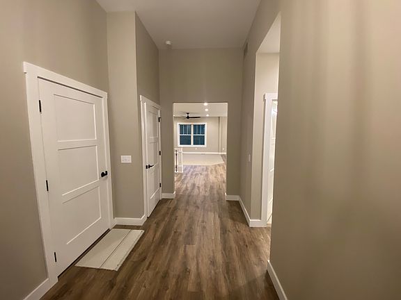 3rd image of 740 Sagewood Ct