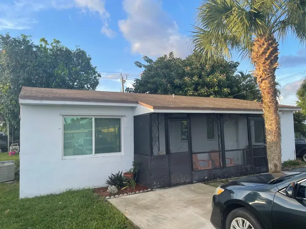 6337 Dawson St, Hollywood, FL 33023