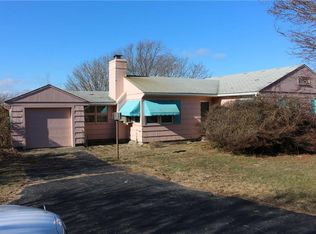 82 Bristol Ferry Rd, Portsmouth, RI 02871