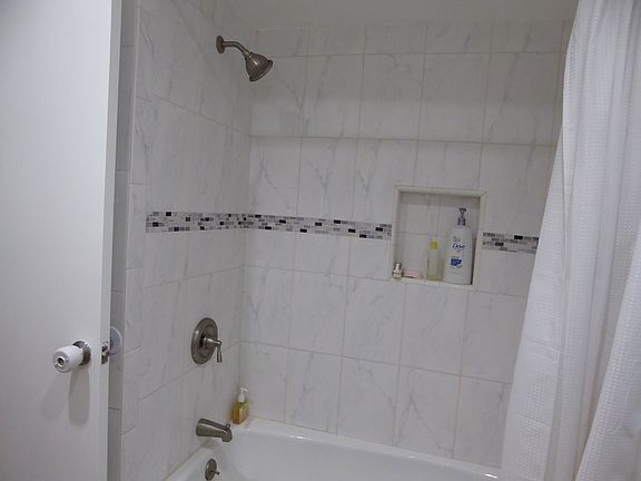 3rd image of 11212 Stillman St