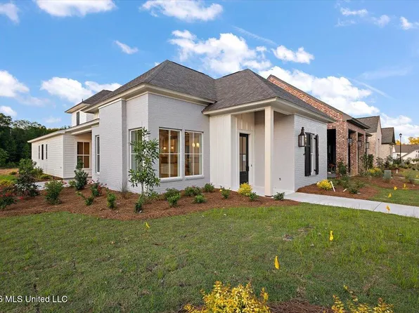 136 Water St, Madison, MS 39110