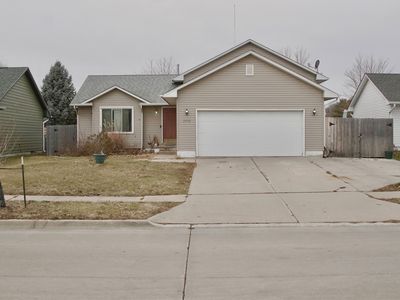 2932 Shadow Creek Ln, Des Moines, IA, 50320