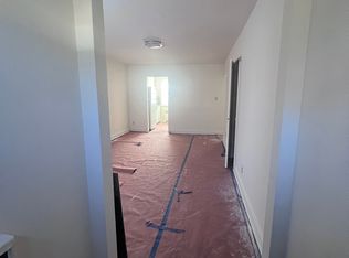 94 Arlo Rd APT 2A, Staten Island, NY 10301