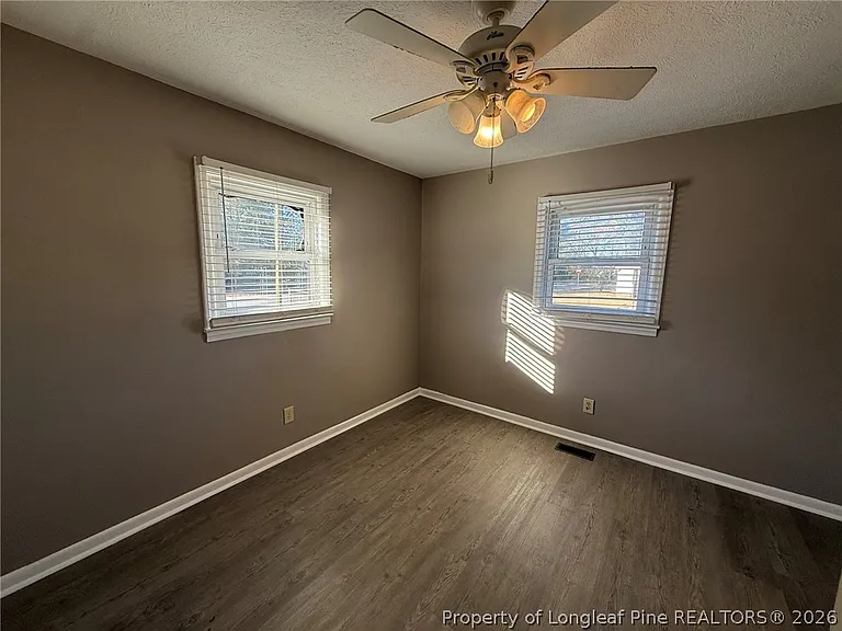 2223 Carbine St — Photo 9