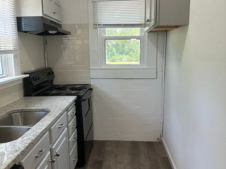 106 W Factory St — Photo 7