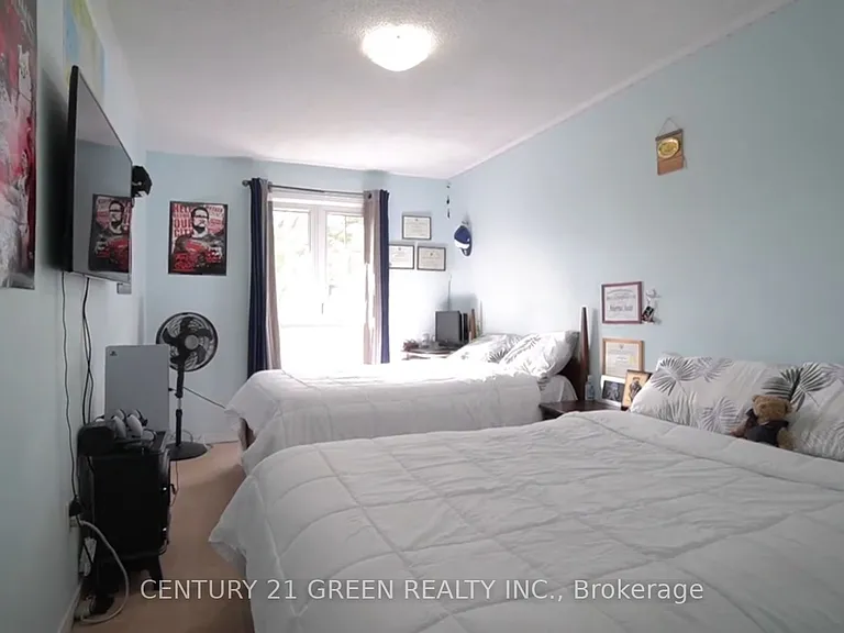 849 Millworks Cres — Photo 19