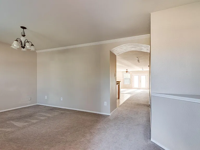 13048 Fencerow Rd — Photo 11