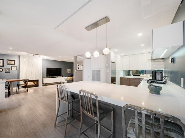 3903 Pender St, Burnaby, BC V5C 2L7