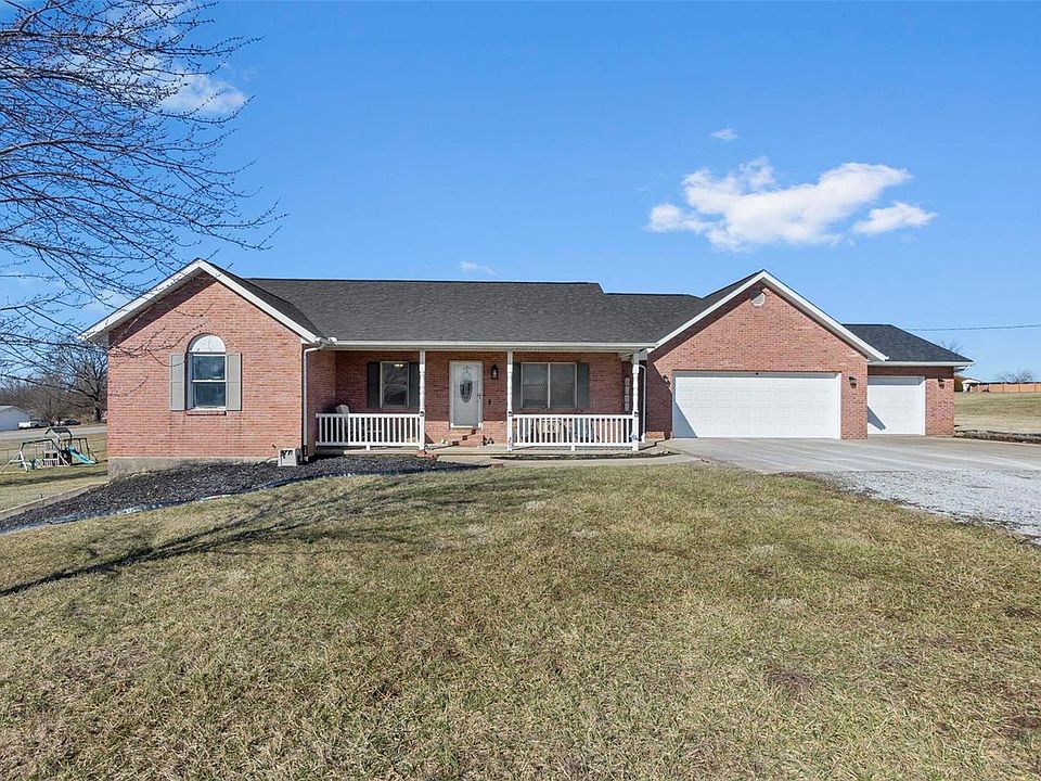 1st image of 143 Blueberry Ln