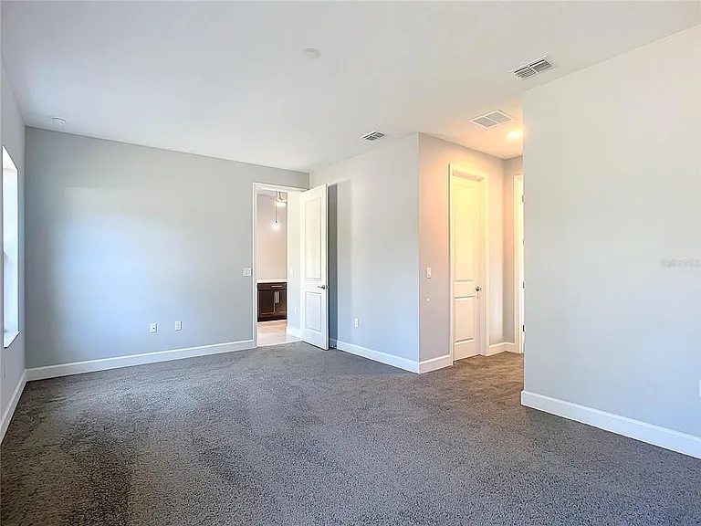 16 Egan Dr — Photo 52
