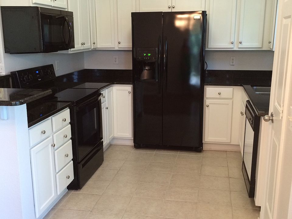 2nd image of 700 Daniel Ellis Dr APT 14201