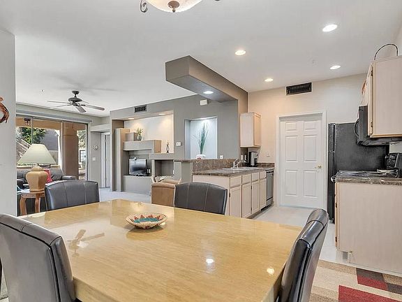2nd image of 9253 N Firebrick Dr Unit 114
