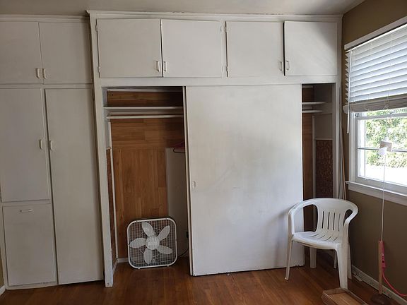 Living Room Now w Cedar Closet