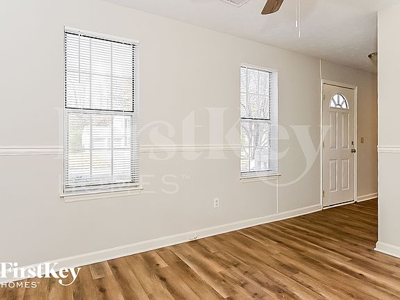 5th image of 6256 Valdez Dr