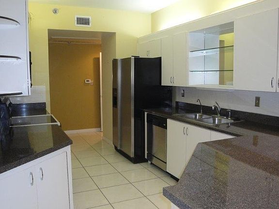 4th image of 7932 Sailboat Key Blvd S APT 702