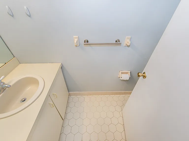 41 Mount Kemble Ave #310 — Photo 18