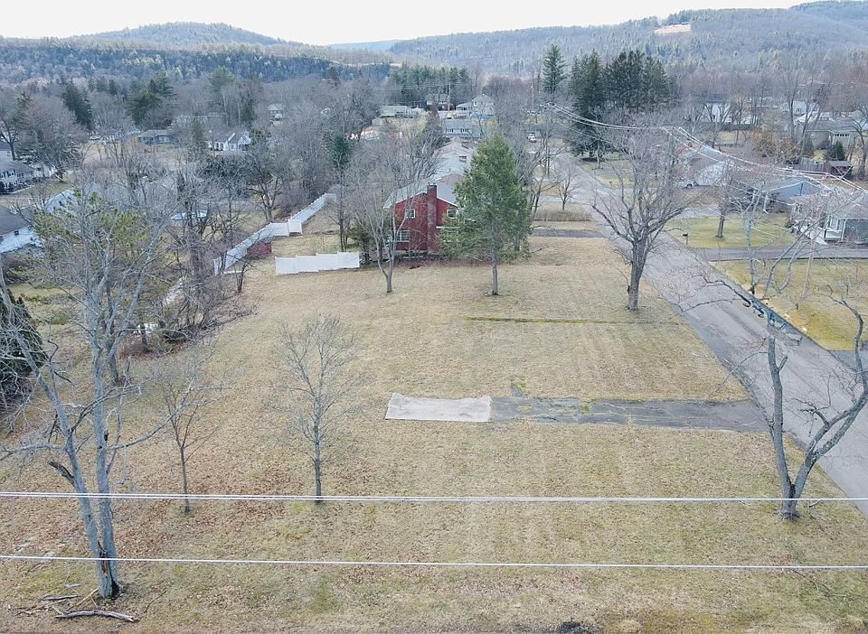 1st image of 1233 W Clinton St Lot 44