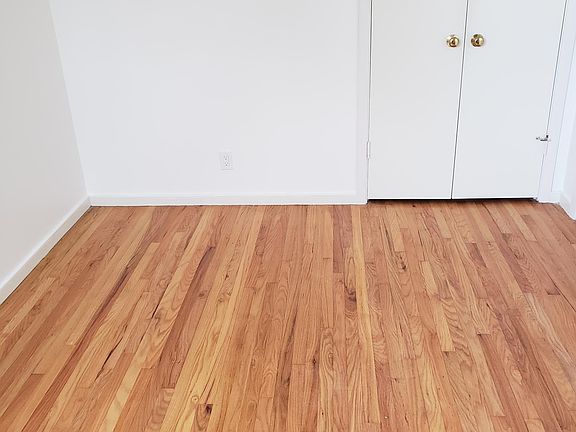 3rd image of 222 Clipper St APT 3