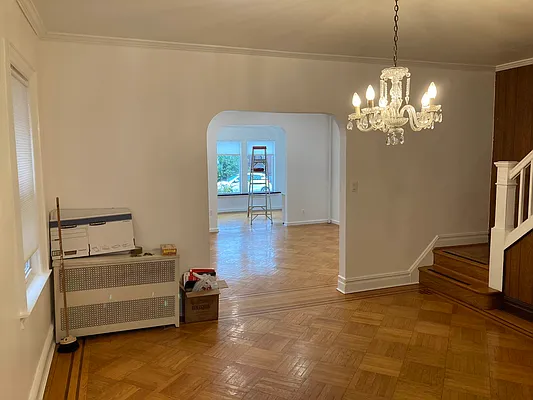 Rented by 18 REALTY | media 8