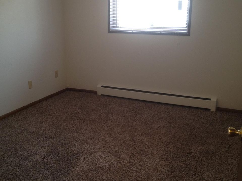 1st image of 1210 27th Ave S APT 403