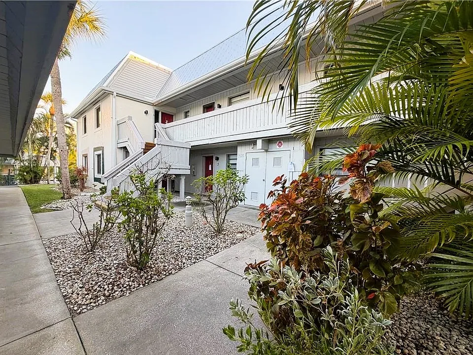 3920 Orange Grove Blvd #3