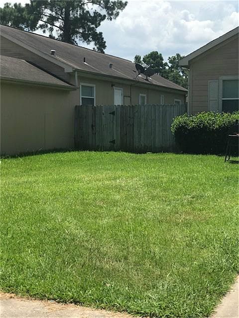 1st image of 11946 Greenglen Dr