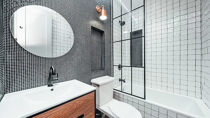 Rented by Nooklyn NYC LLC | media 17