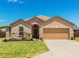 455 Kerens St, Nevada, TX 75173