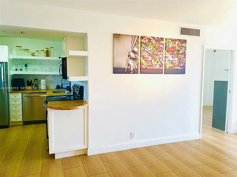 3301 N Country Club Dr #712 — Photo 6