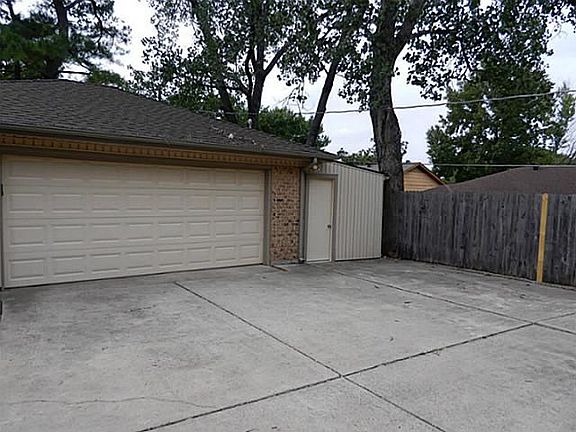 3rd image of 2007 Candlewood Dr
