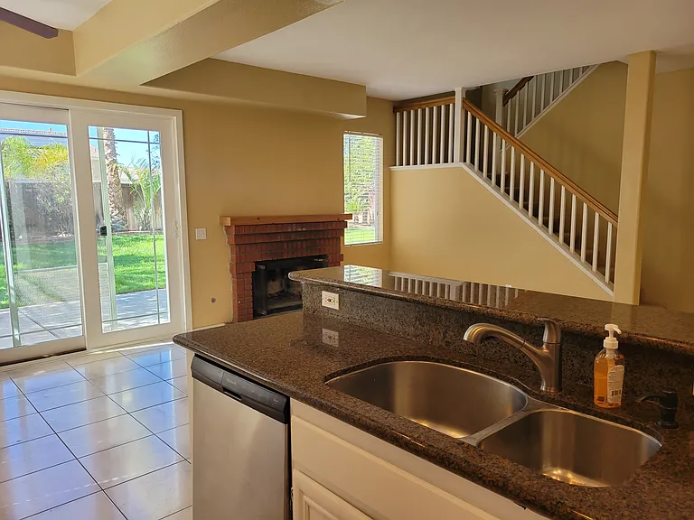 37151 Santa Rosa Glen Dr — Photo 6