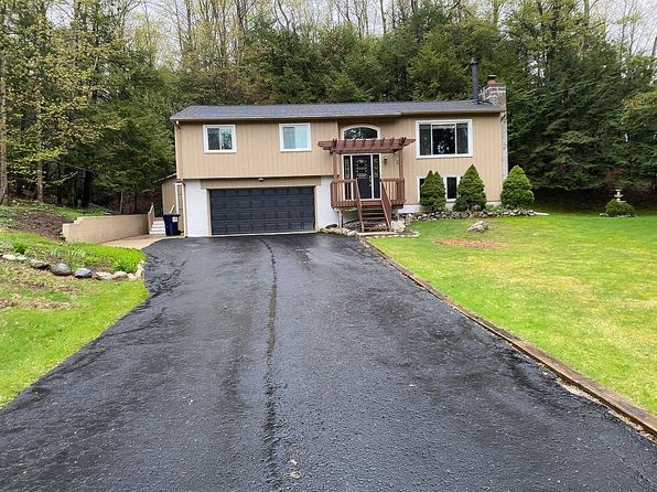 33 Harbor Ln