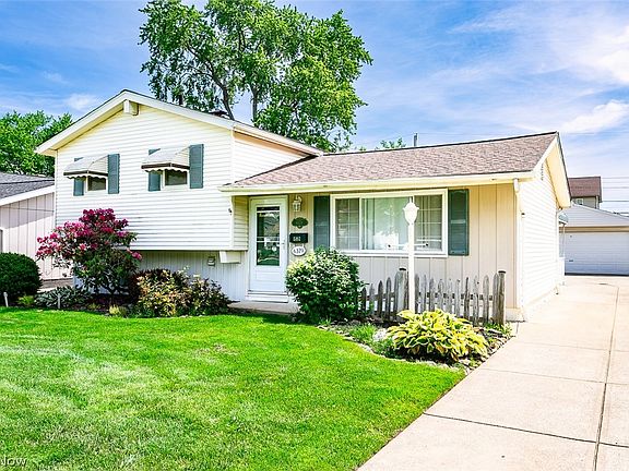 2nd image of 6379 Edgehurst Dr
