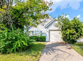 11257 Liberty Landing Dr, Florissant, MO 63033
